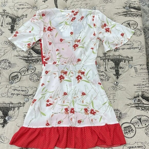 MISSGUIDED Floral Polka Dot Wrap A-Line Dress - Picture 15 of 16